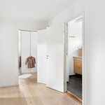 Rent 6 rooms apartment of 127 m², in Stockholm