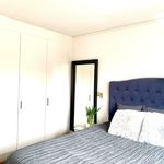 Rent 5 rooms house of 120 m², in Solsidan