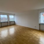 Hyr ett 5-rums lägenhet på 128 m² i Eskilstuna