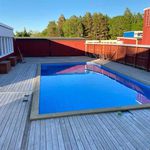 Rent 8 rooms house of 158 m², in Täby