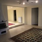 Hyr ett 3-rums hus på 130 m² i Sollentuna