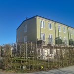 Rent 6 rooms house of 155 m², in Solna