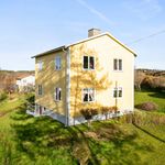 Rent 5 rooms house of 130 m², in Färgelanda