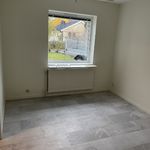 Hyr ett 4-rums hus på 100 m² i Jakobsberg