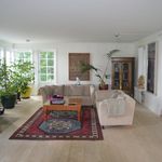 Hyr ett 5-rums hus på 170 m² i Stockholm