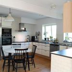Rent 6 rooms house of 162 m², in Nacka