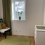 Rent 7 rooms house of 135 m², in Sollentuna