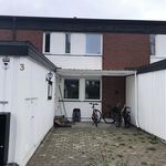 Rent 4 rooms house of 115 m², in Hässelby