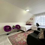Rent 5 rooms house of 147 m², in Upplands Väsby