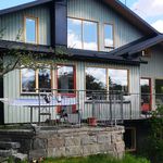 Rent 15 rooms house of 350 m², in Huddinge