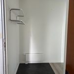Rent 3 rooms apartment of 75 m², in Skara