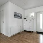 Rent 3 rooms apartment of 81 m², in Vretstorp
