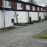 Hyr ett 4-rums hus på 115 m² i Hässelby