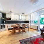 Rent 6 rooms house of 150 m², in Botkyrka