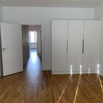 Hyr ett 3-rums lägenhet på 104 m² i Trollhättan