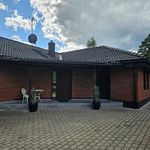 Rent 5 rooms house of 140 m², in Södertälje